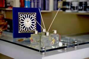 Diffuseur de parfum aux batônnets